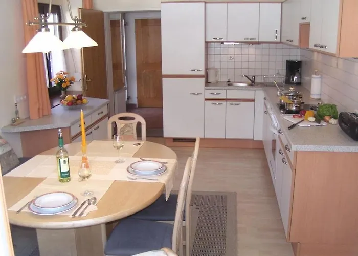 بيت للعطل Penzinger In *